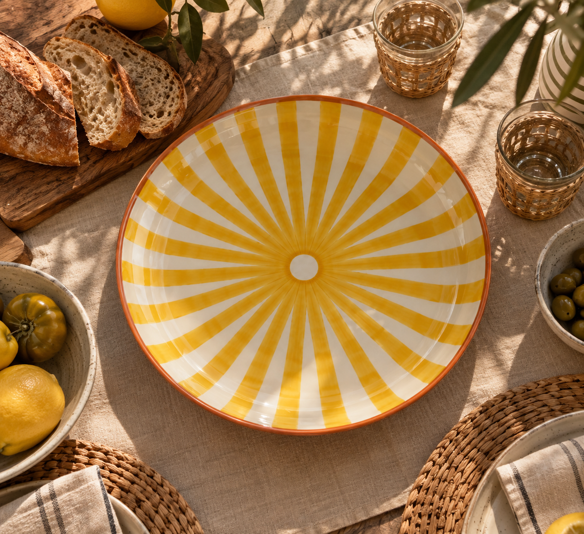 Grand plat jaune – Collection SOLEIL – Céramique - Plats & coupelles – vue 3